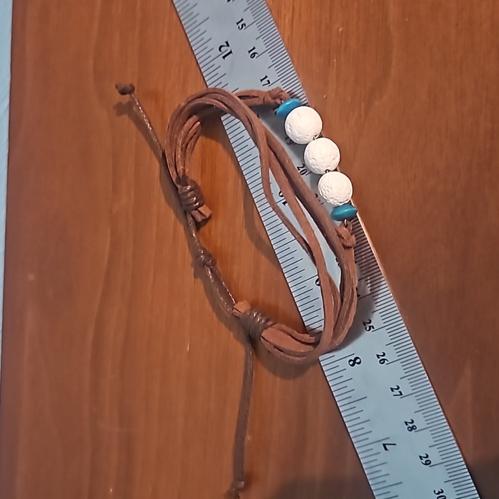 Adjustable brown leather bracelet